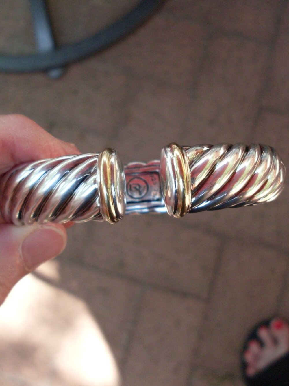 Retired David Yurman 15 mm Waverly Hinge Cuff Bracelet - 18K/925 - Gift Boxed